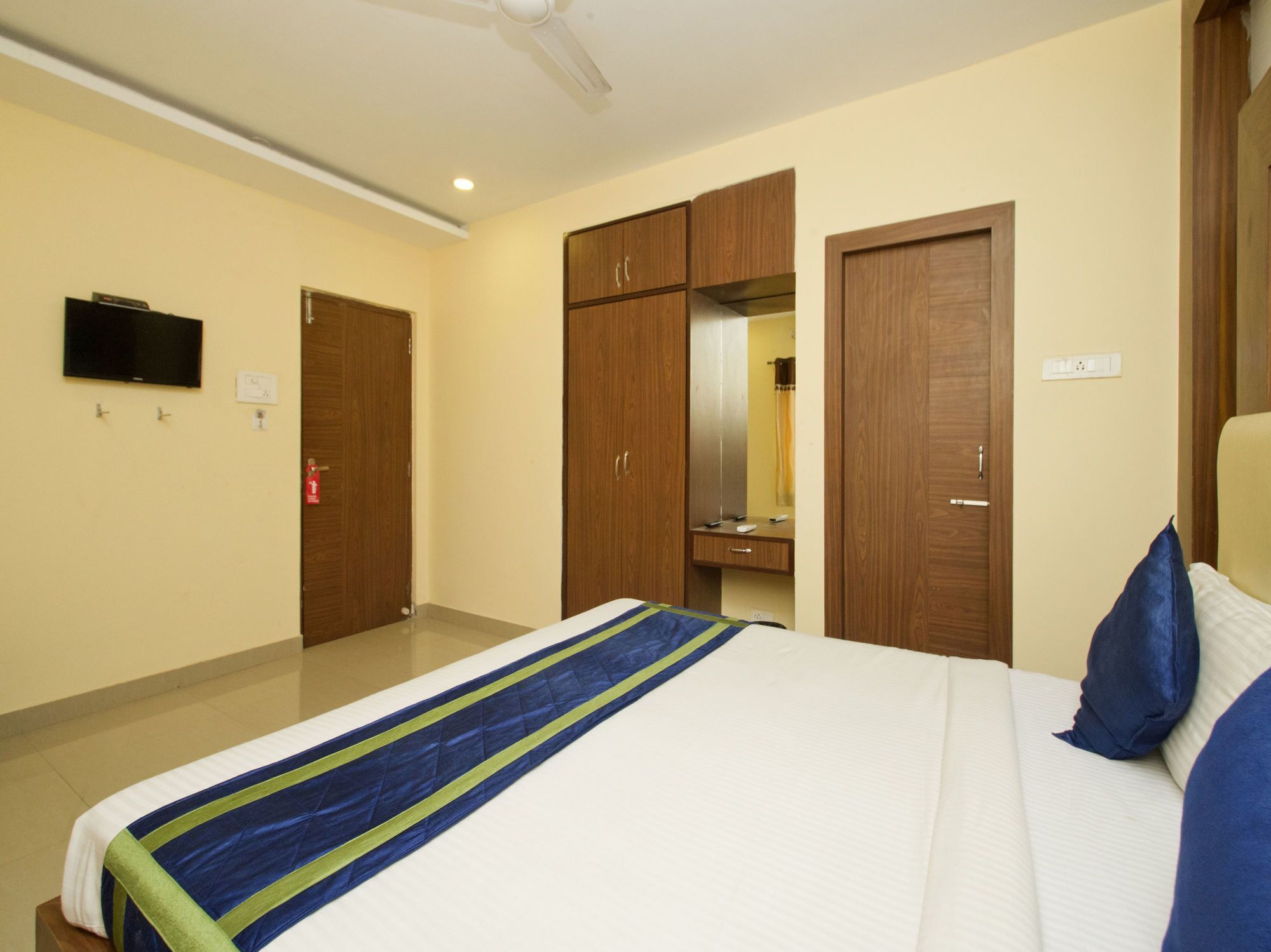 Oyo 460 Hotel Ivory Residency Kolkata Exterior photo